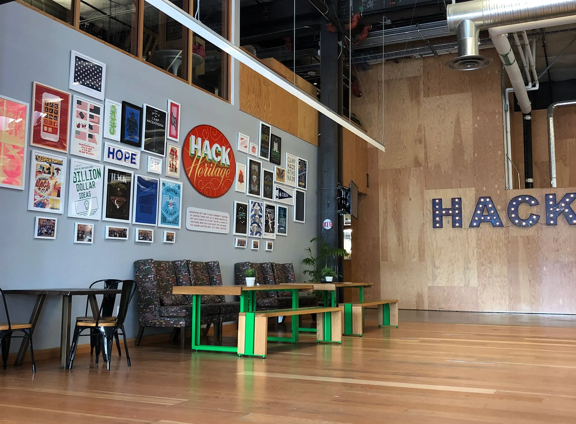 Spatial Design: Corporate and Home Art Vibes — image 5.1