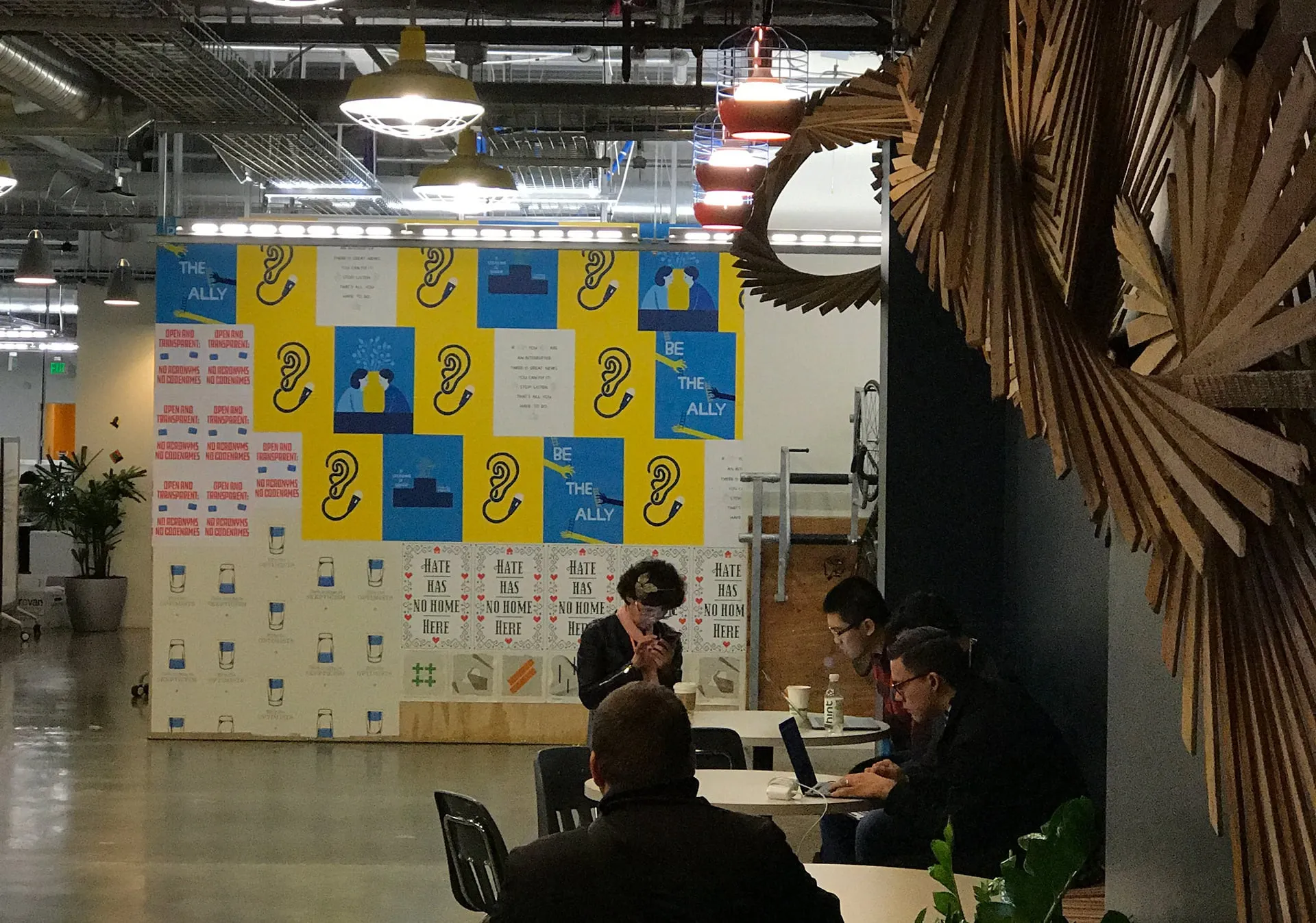 Spatial Design: Corporate and Home Art Vibes — image 5.4