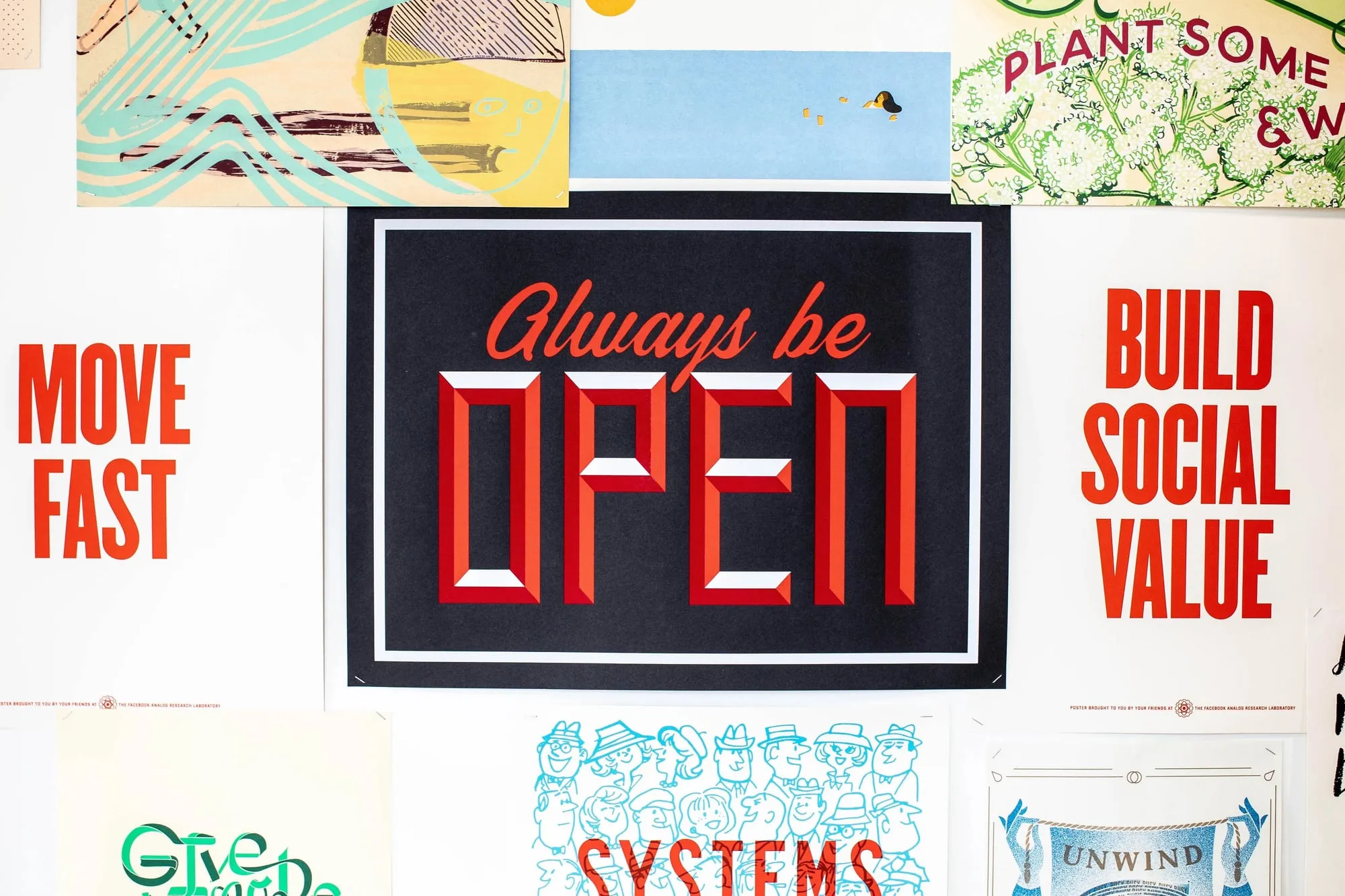 Illustrations & CommD